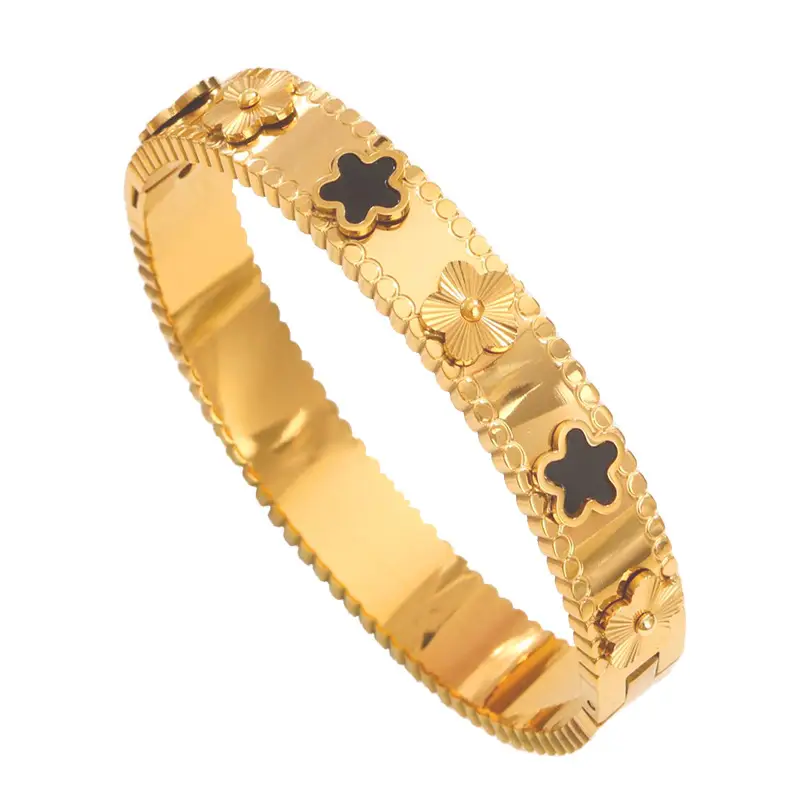 Titanium Steel Electroplated 18K Gold Flower Clover Buckle Bracelet Bangle