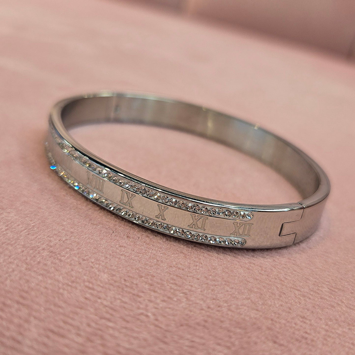 Roman Digital Cubic Zirconia Bangle Bracelet