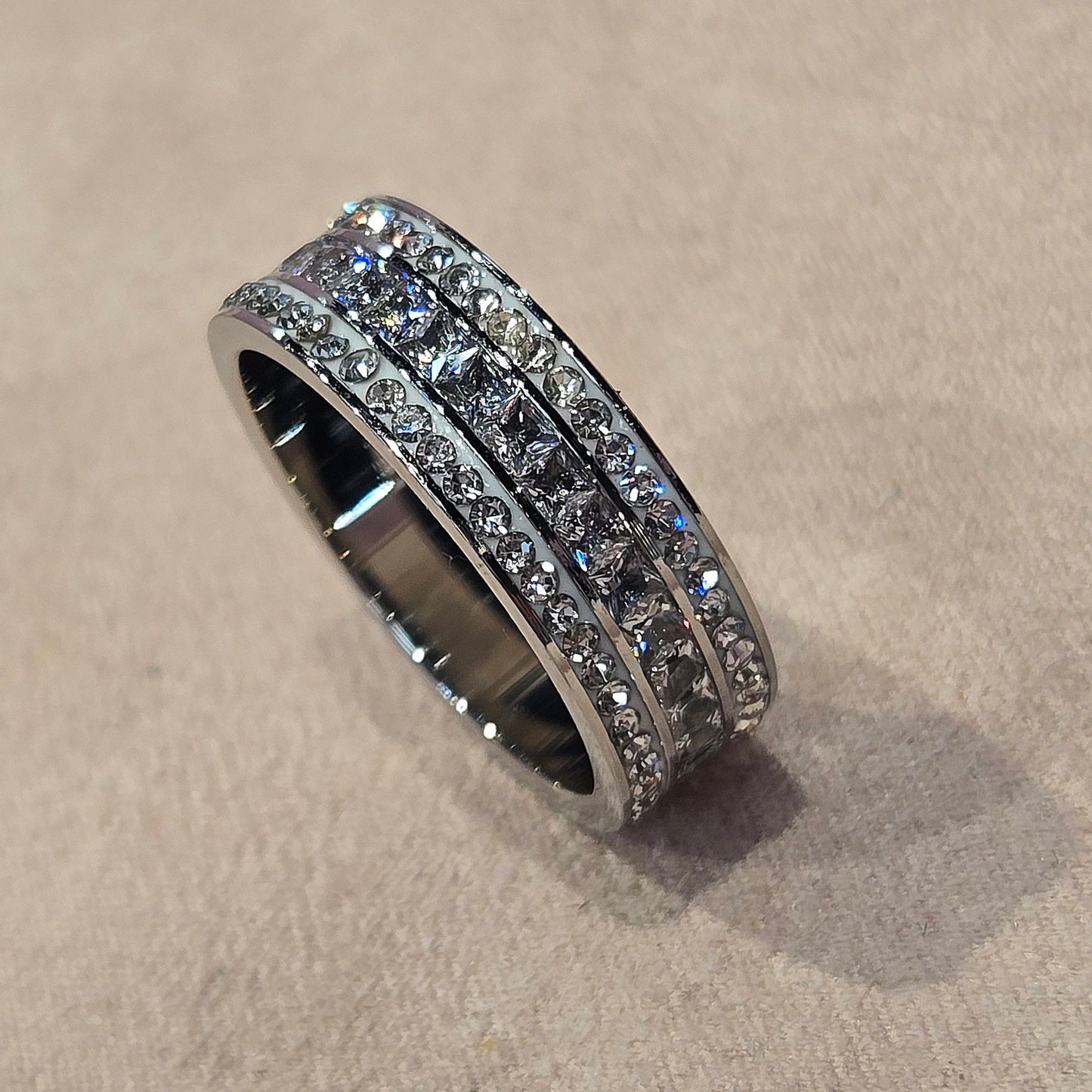 High End Inlaid Stainless Steel Roman Digital 3 raws Shining Bright Cubic Zirconia Rings