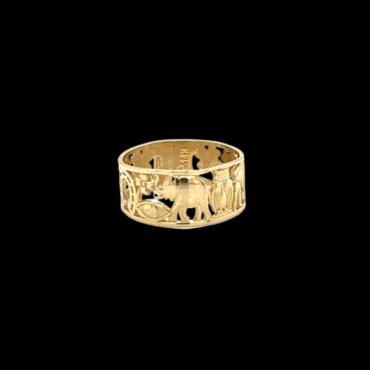 14K Gold Plain "LUCKY" Ring