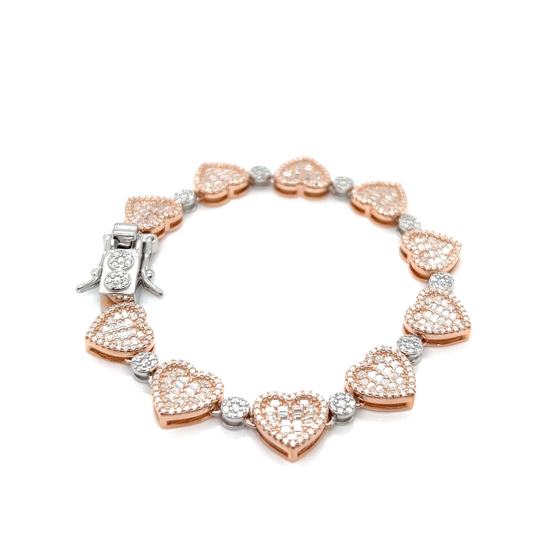 Pavé Heart Link Moissanite Bracelet