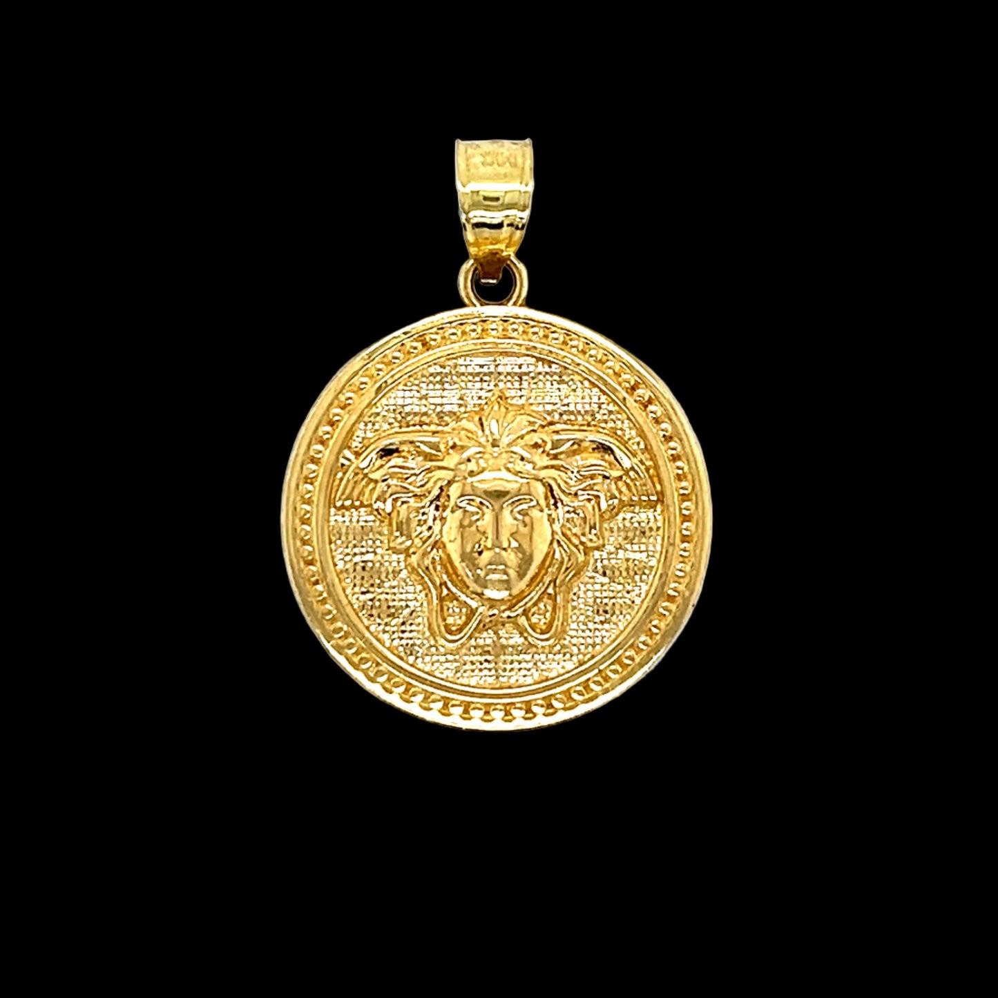 14K Gold Luxury Round Pendant