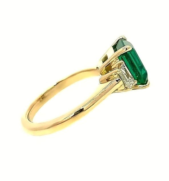 14k Gold Green Natural Diamond Engagement Ring - 36767